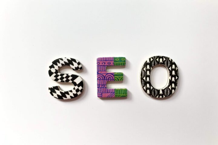 Stylized SEO sign