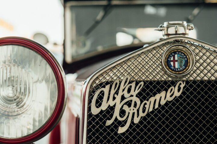 The grill of an old Alfa Romeo