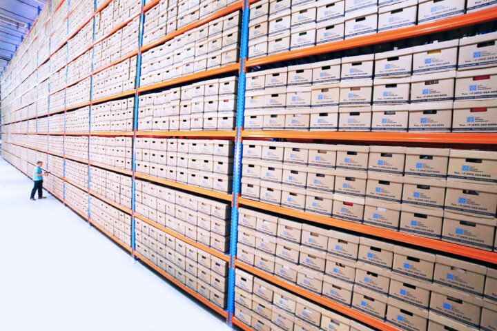 storage-warehouse-boxes-skus